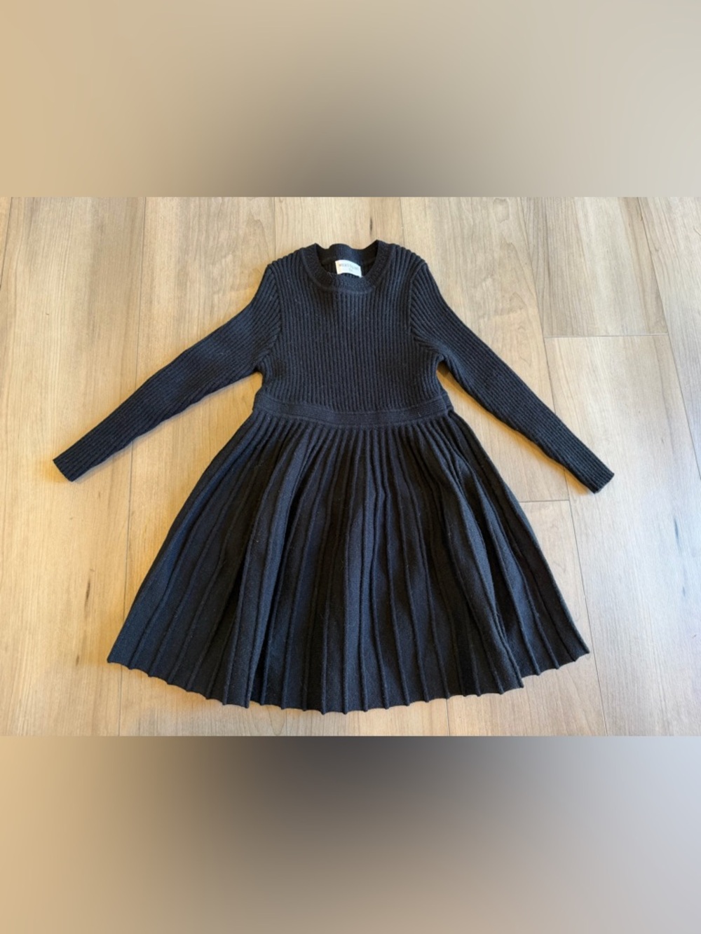 Black Long-Sleeve Knit Pleated Kids Dress